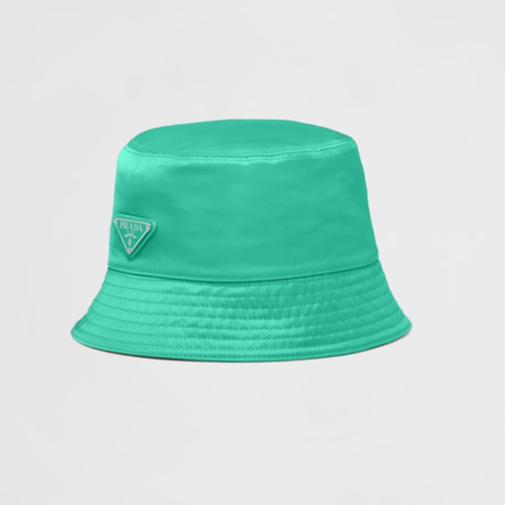Prada Re-Nylon bucket hat in Kelly Green